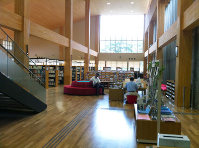 萩市図書館１